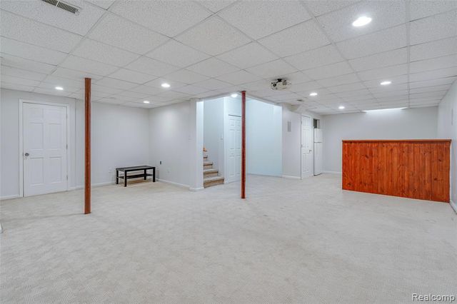 43470 Algonquin Drive, Novi, MI 48375