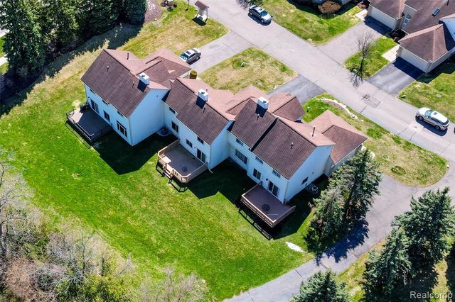 43470 Algonquin Drive, Novi, MI 48375