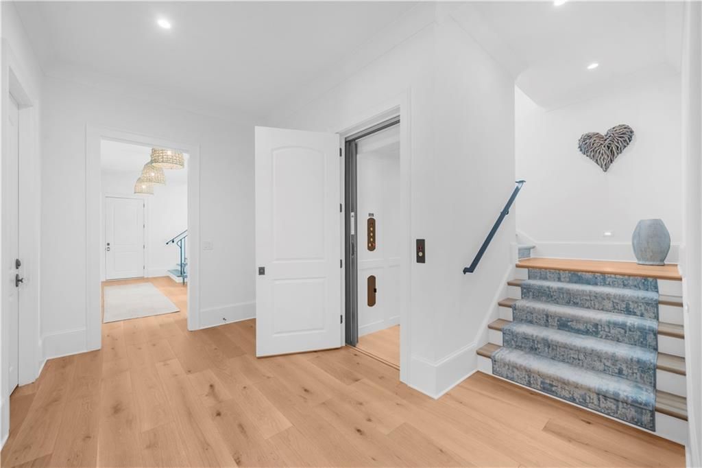 Image 38 of property listing at 570 Lost River Bend, Milton, GA 30004