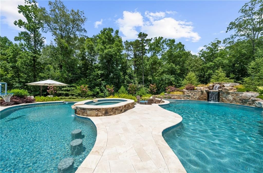 Image 92 of property listing at 570 Lost River Bend, Milton, GA 30004