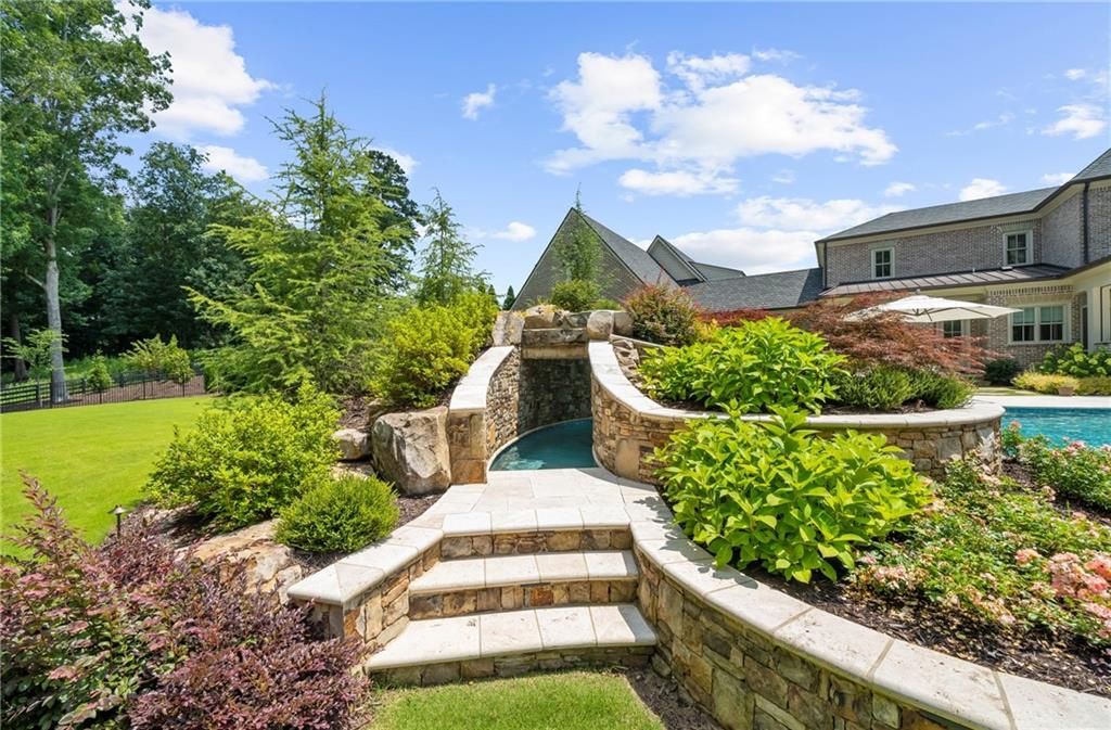 Image 93 of property listing at 570 Lost River Bend, Milton, GA 30004