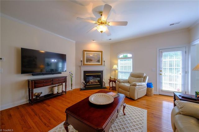1312 Whitworth Court, Kernersville, NC 27284