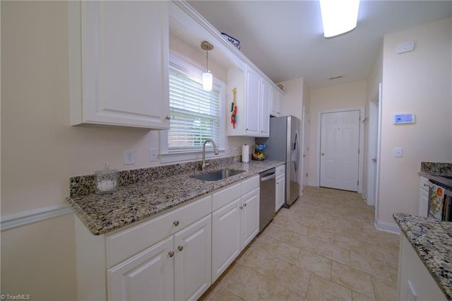 1312 Whitworth Court, Kernersville, NC 27284