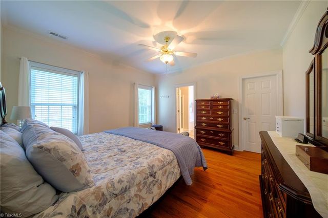1312 Whitworth Court, Kernersville, NC 27284