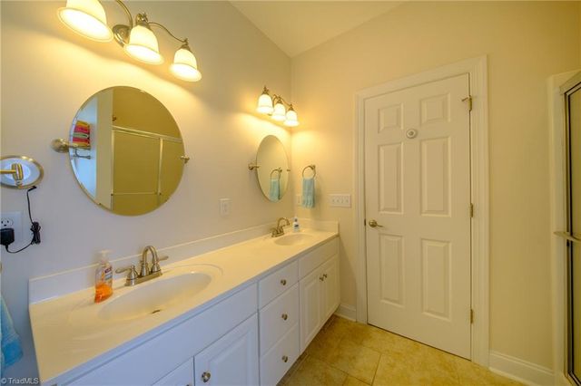 1312 Whitworth Court, Kernersville, NC 27284