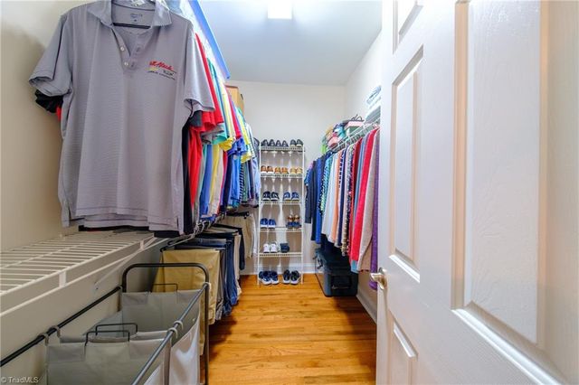 1312 Whitworth Court, Kernersville, NC 27284