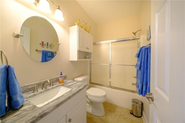 1312 Whitworth Court, Kernersville, NC 27284