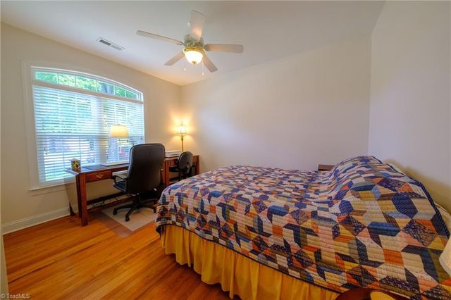 1312 Whitworth Court, Kernersville, NC 27284