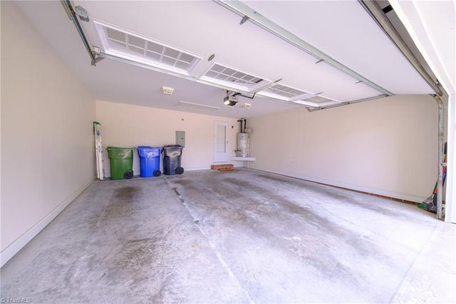 1312 Whitworth Court, Kernersville, NC 27284