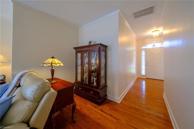 1312 Whitworth Court, Kernersville, NC 27284