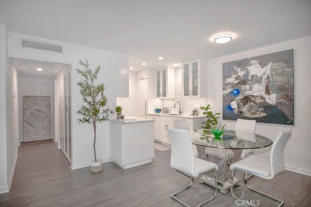 424 N Bellflower Boulevard 217, Long Beach, CA 90814