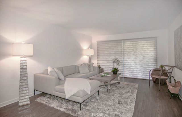 424 N Bellflower Boulevard 217, Long Beach, CA 90814