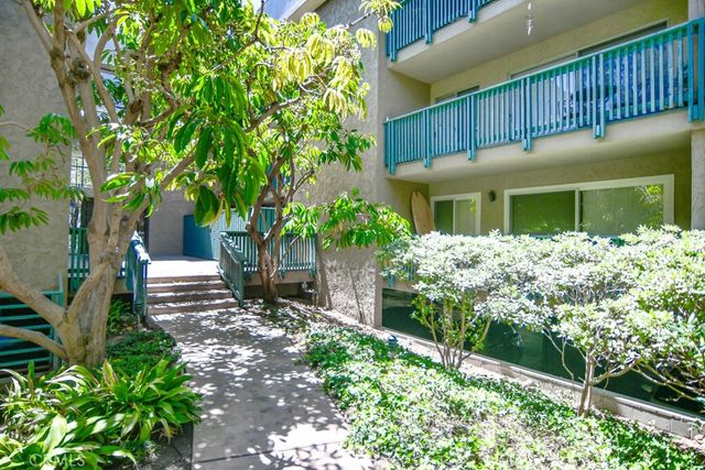 424 N Bellflower Boulevard 217, Long Beach, CA 90814