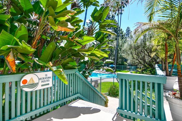 424 N Bellflower Boulevard 217, Long Beach, CA 90814