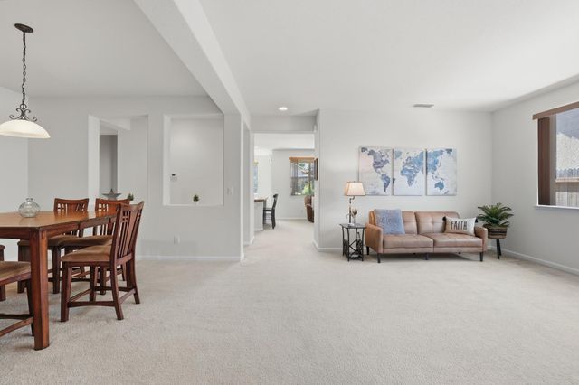 3364 Monroe Dr, Yuba City, CA 95993