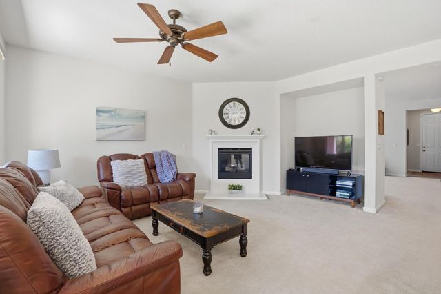 3364 Monroe Dr, Yuba City, CA 95993