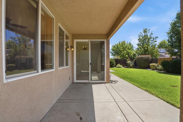 3364 Monroe Dr, Yuba City, CA 95993