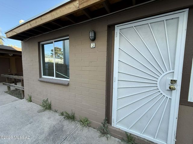 5425 E 30th St Apt 3, Tucson, AZ 85711
