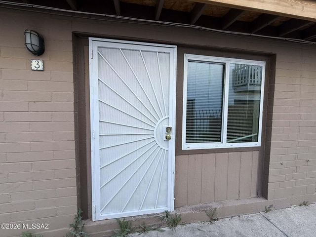 5425 E 30th St Apt 3, Tucson, AZ 85711