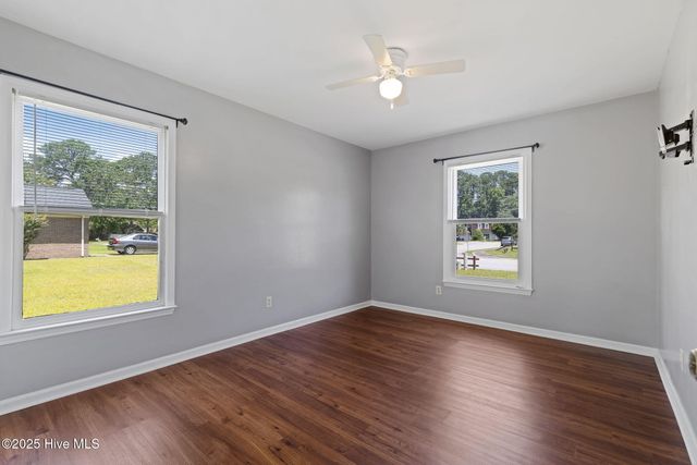 115 Valencia Drive, Jacksonville, NC 28546