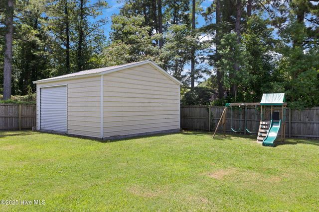 115 Valencia Drive, Jacksonville, NC 28546