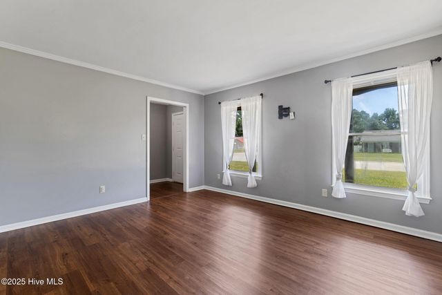 115 Valencia Drive, Jacksonville, NC 28546