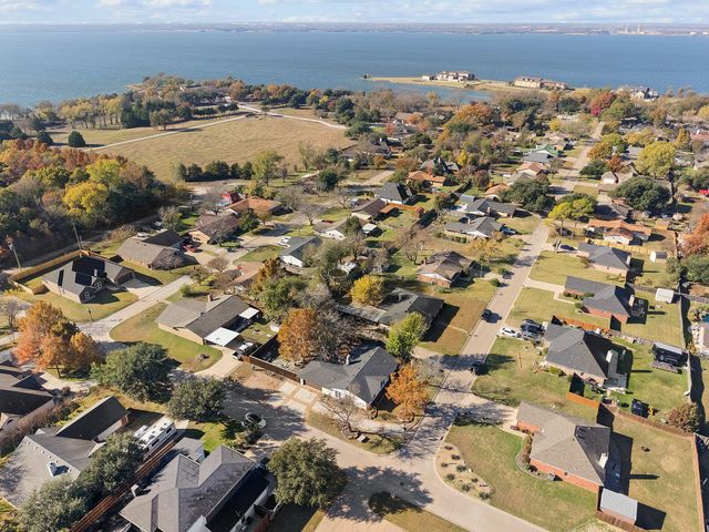 101 Gregory Drive, Heath, TX 75032