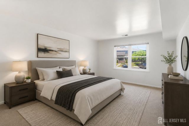 324 Sharon Garden Court, Woodbridge Proper, NJ 07095