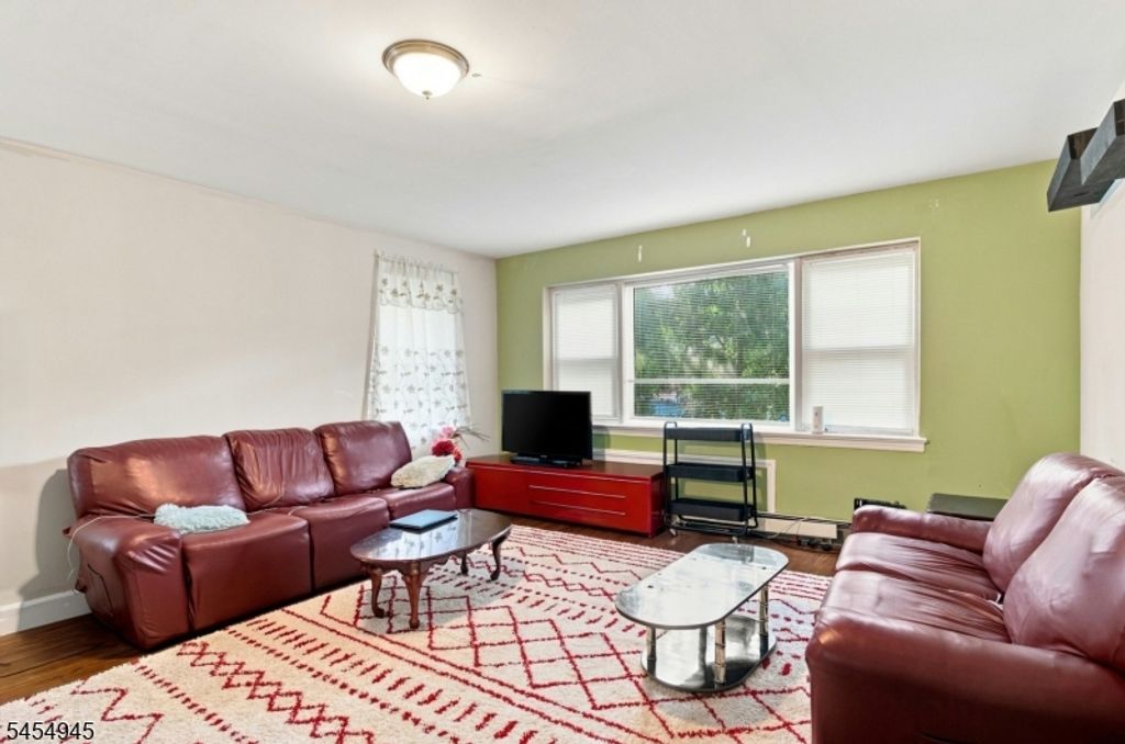 120 Tuxedo Pkwy, Newark City, NJ 07106 — photo 2
