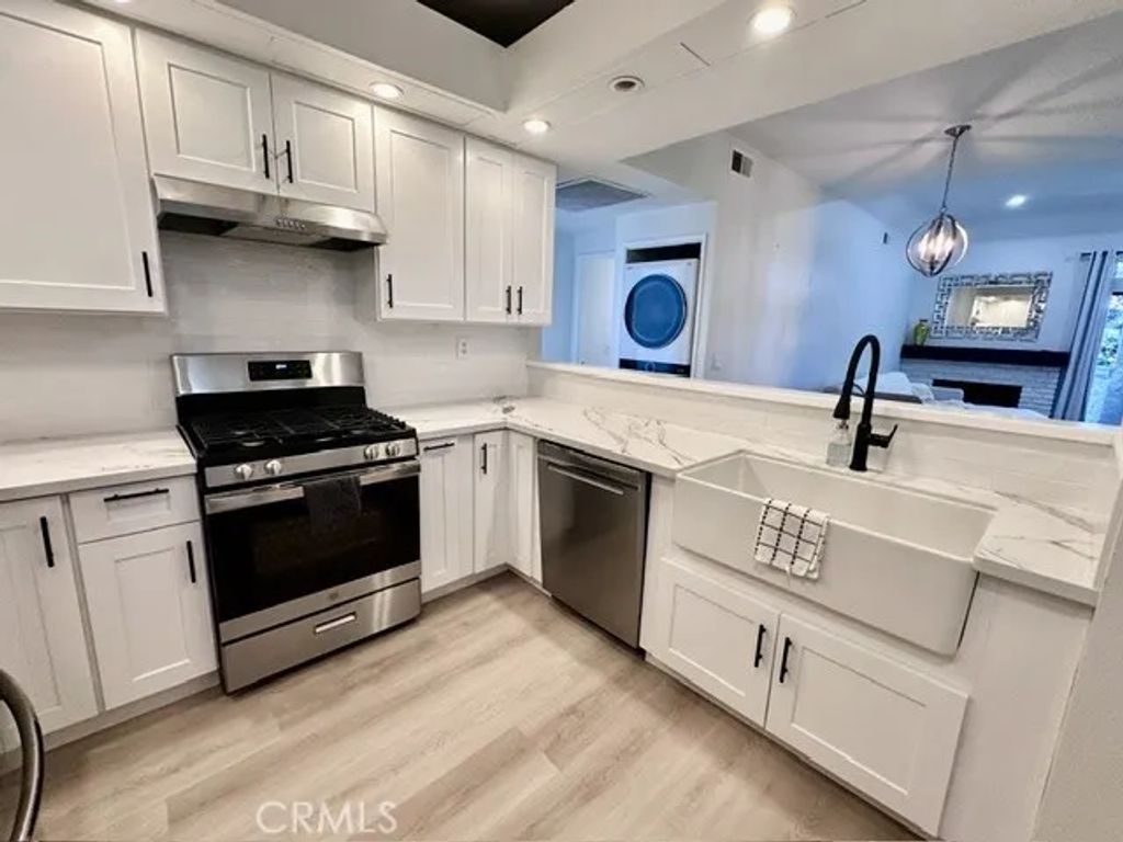 17191 Corbina, Huntington Beach, CA 92649