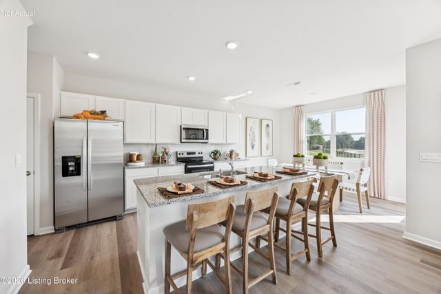 614 Zelcova Dr, Eminence, KY 40019