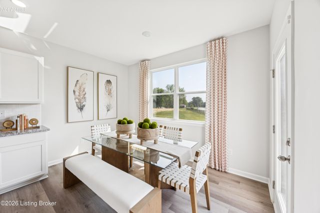 614 Zelcova Dr, Eminence, KY 40019