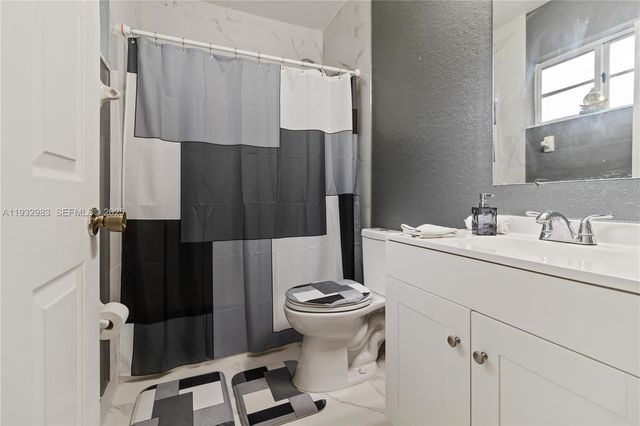 775 SW 6th Ct, Florida City, FL 33034