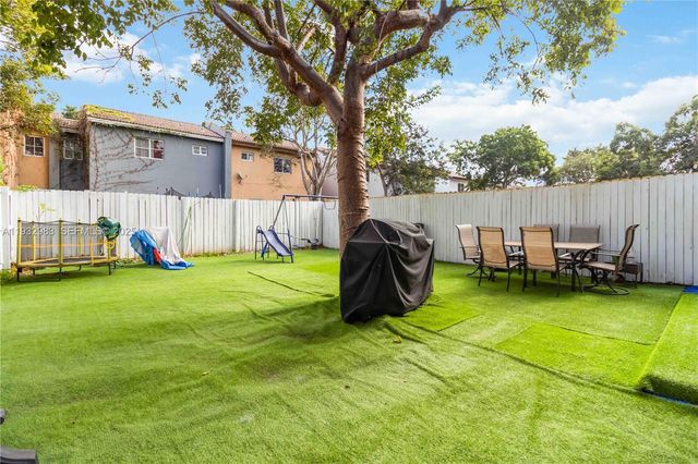 775 SW 6th Ct, Florida City, FL 33034