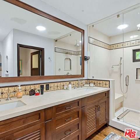 2317 Pearl Street, Santa Monica, CA 90405