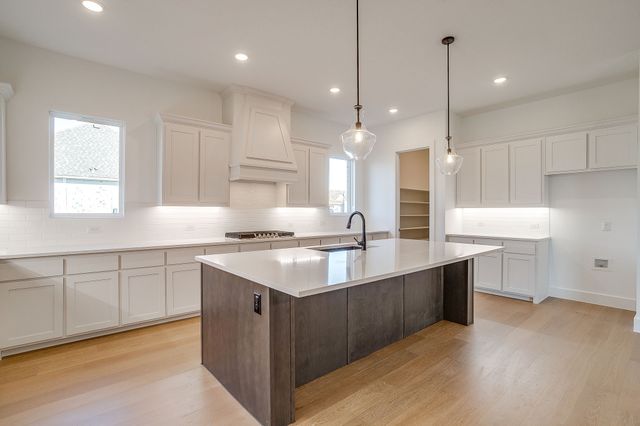 2240 Tutt Trail, Waxahachie, TX 75167