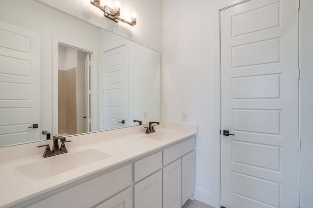 2240 Tutt Trail, Waxahachie, TX 75167