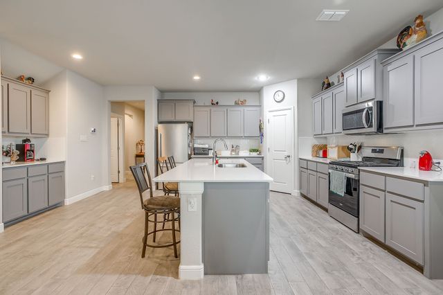 1824 Millbrae Road, Cleburne, TX 76033