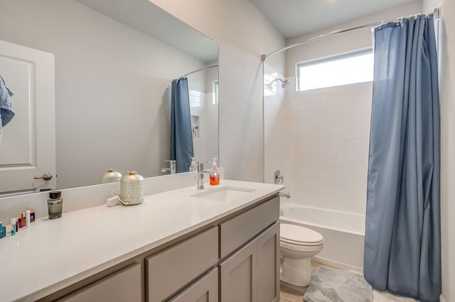 1824 Millbrae Road, Cleburne, TX 76033