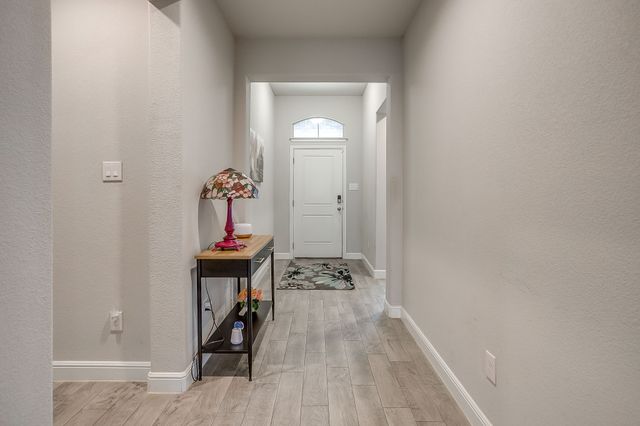 1824 Millbrae Road, Cleburne, TX 76033