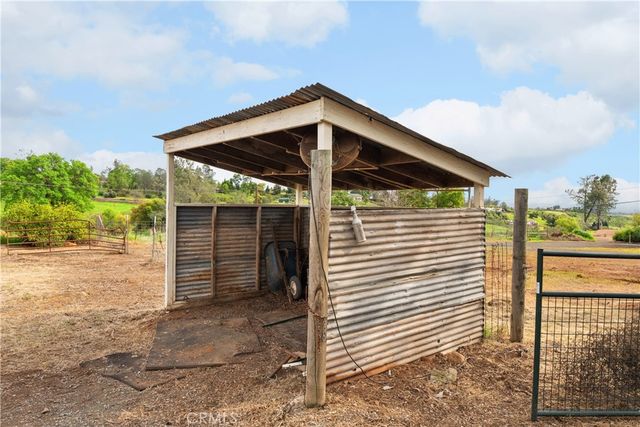 3284 Neal Road, Paradise, CA 95969