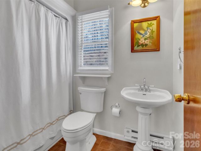 109 Paradise Circle, Clyde, NC 28721