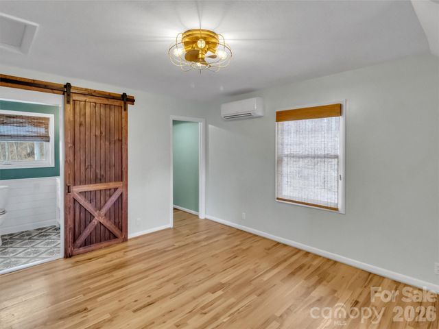 109 Paradise Circle, Clyde, NC 28721