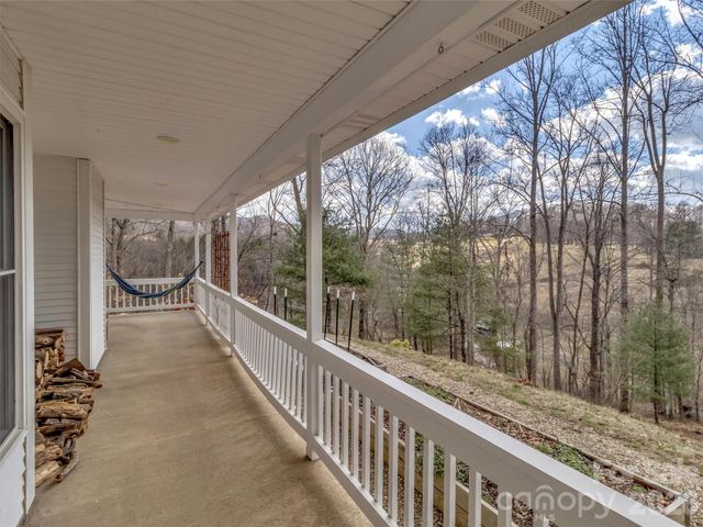 109 Paradise Circle, Clyde, NC 28721