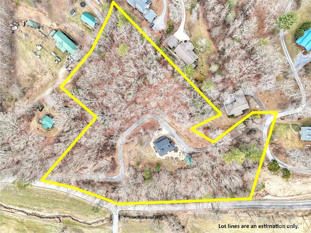 109 Paradise Circle, Clyde, NC 28721