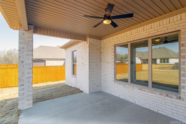 122 Natural Trail, Maumelle, AR 72113