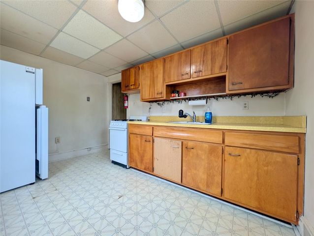 1083 Main Street 2nd Floor, Hellertown Boro, PA 18055