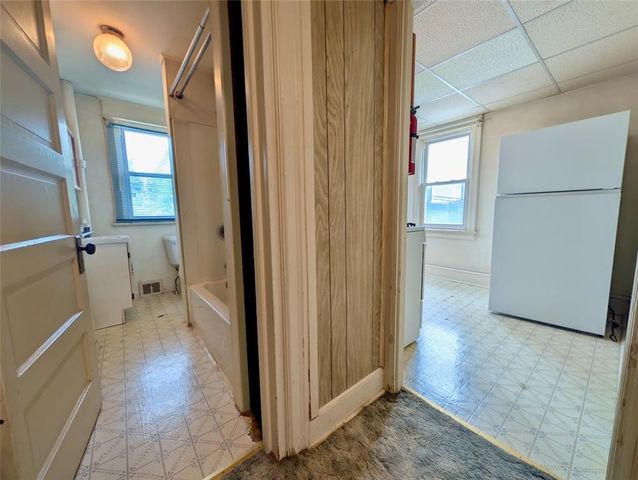 1083 Main Street 2nd Floor, Hellertown Boro, PA 18055