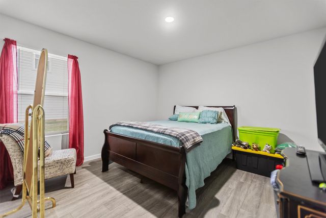 1106 Ripplewood Circle, Chandler, TX 75758