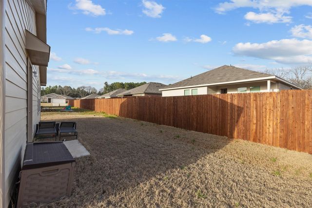 1106 Ripplewood Circle, Chandler, TX 75758